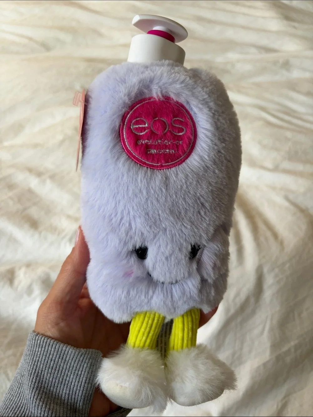 eos Zuru plush stuffie NWT